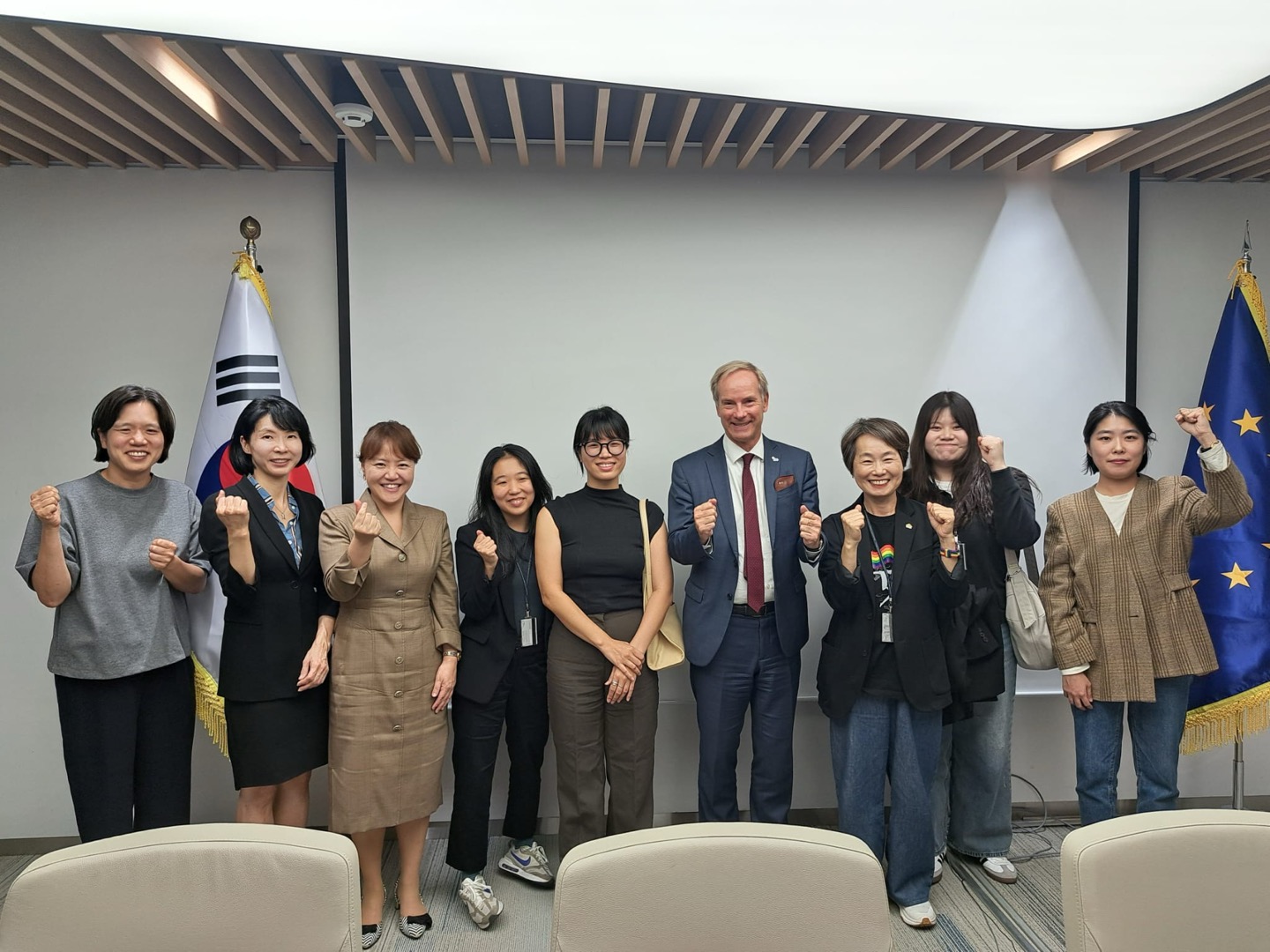 KakaoTalk_20241026_143113217_06.jpg